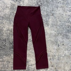 Maroon Lululemon Wunder under leggings